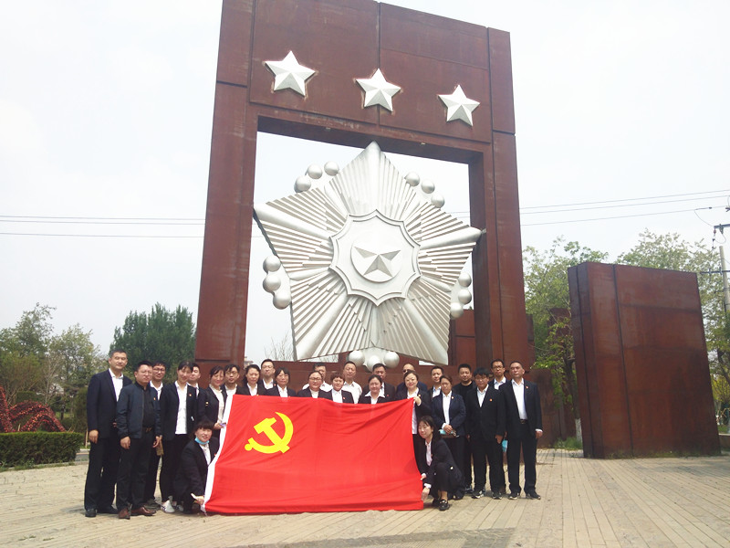 5d2a581f6988185a482503ef074895b_副本.jpg